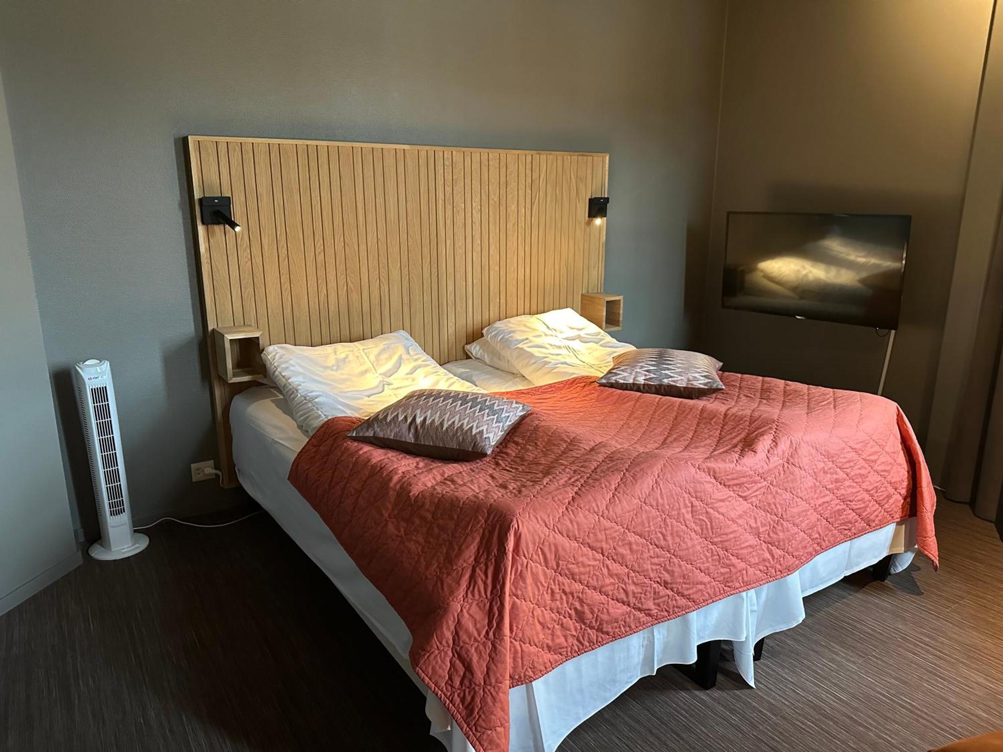 Grong Hotell ภายนอก รูปภาพ