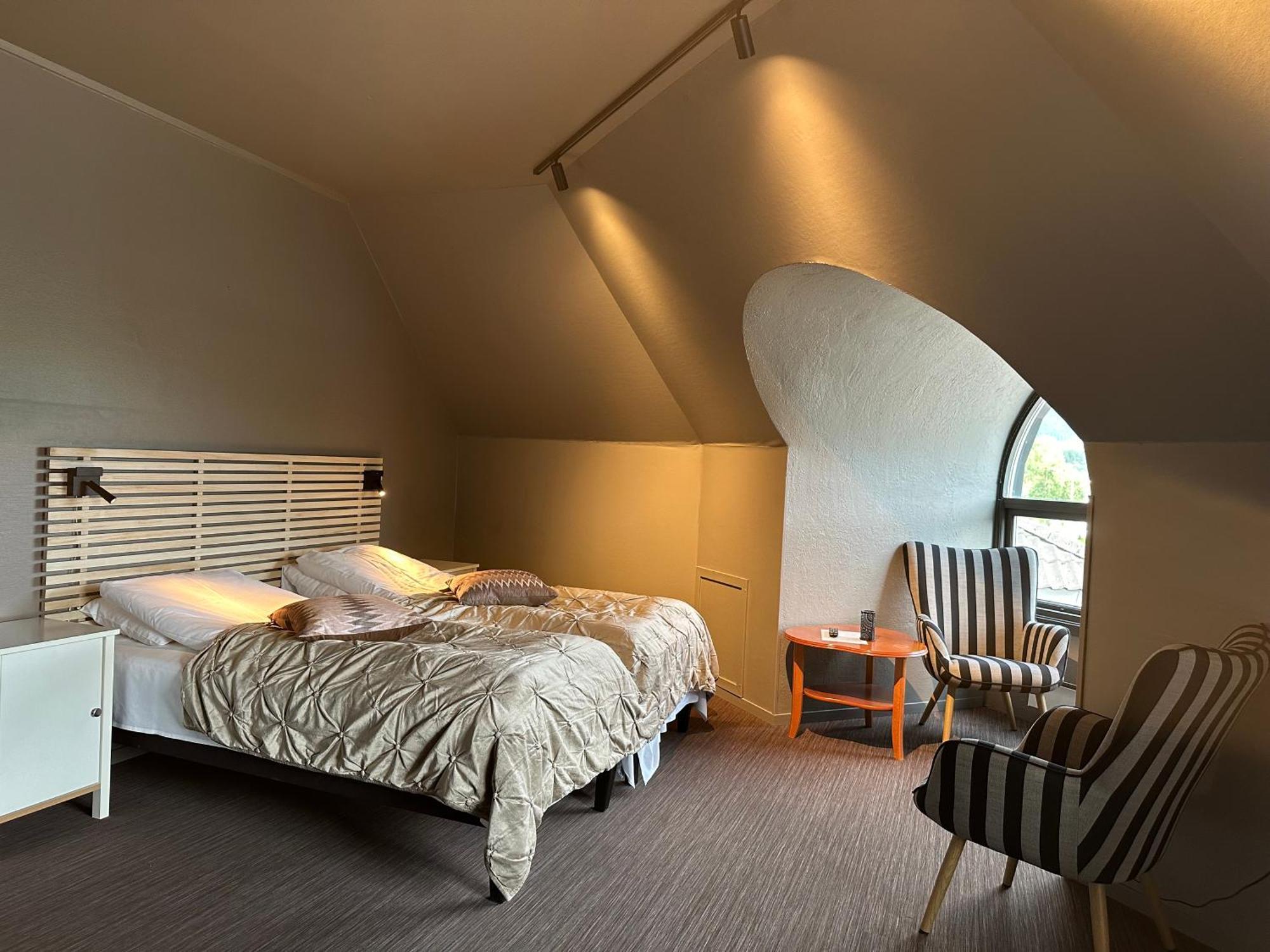 Grong Hotell ภายนอก รูปภาพ